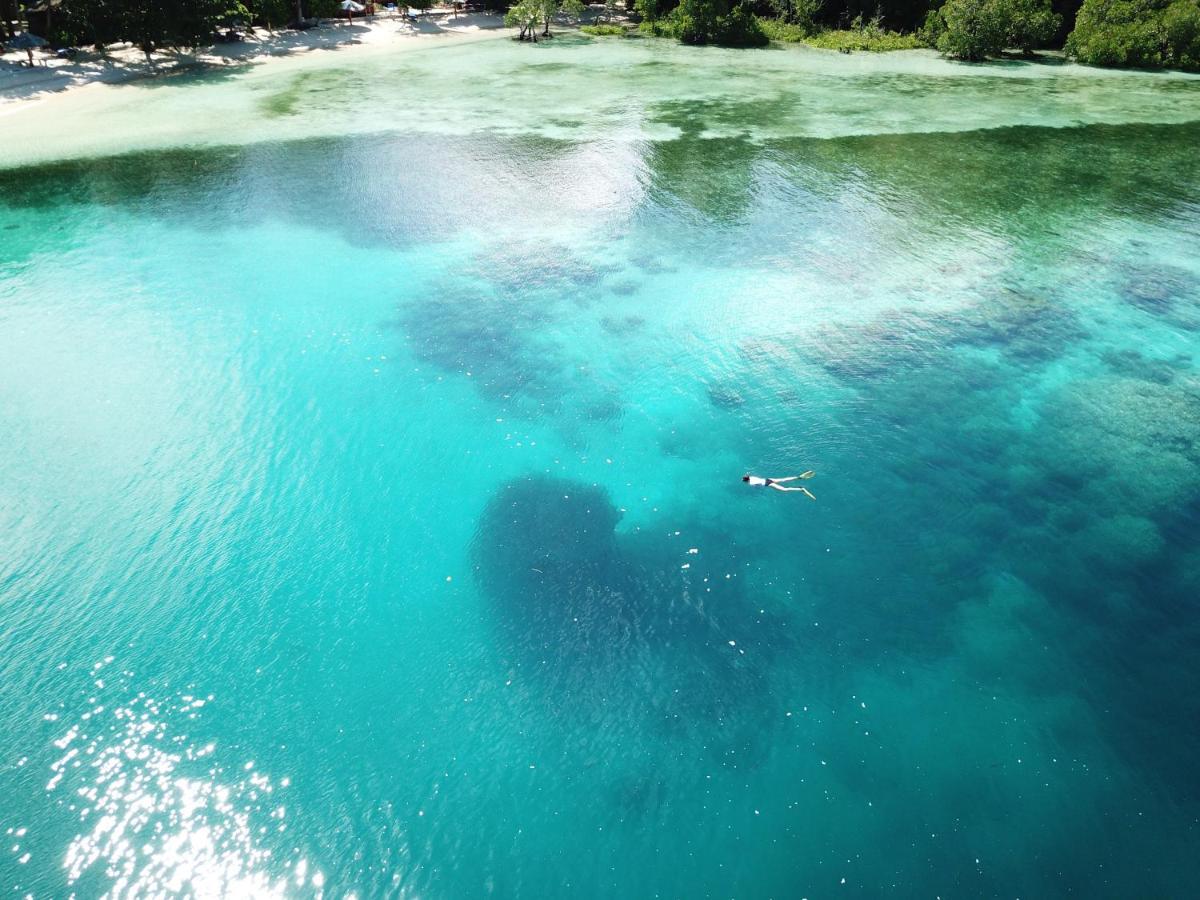 Blue Bay Divers Likupang Bangka Dış mekan fotoğraf