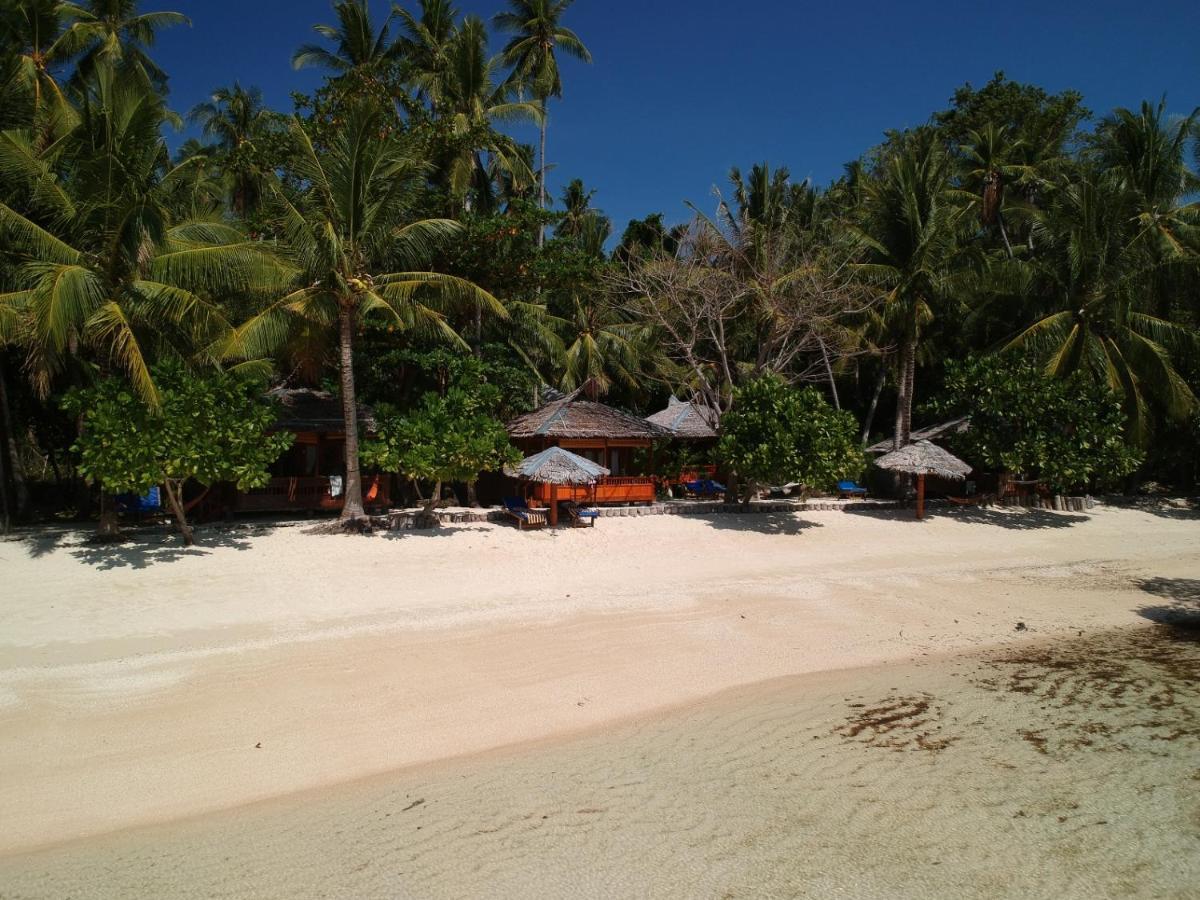 Blue Bay Divers Likupang Bangka Dış mekan fotoğraf