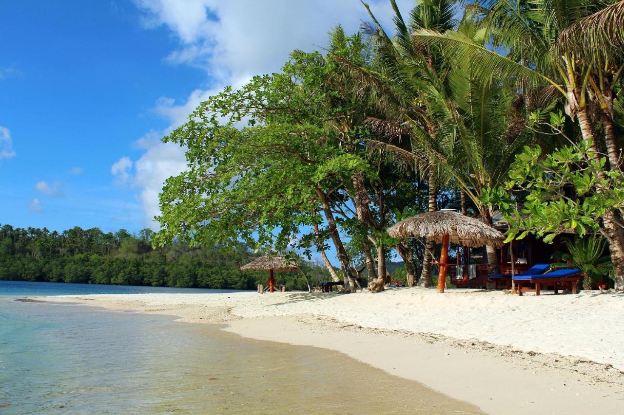 Blue Bay Divers Likupang Bangka Dış mekan fotoğraf